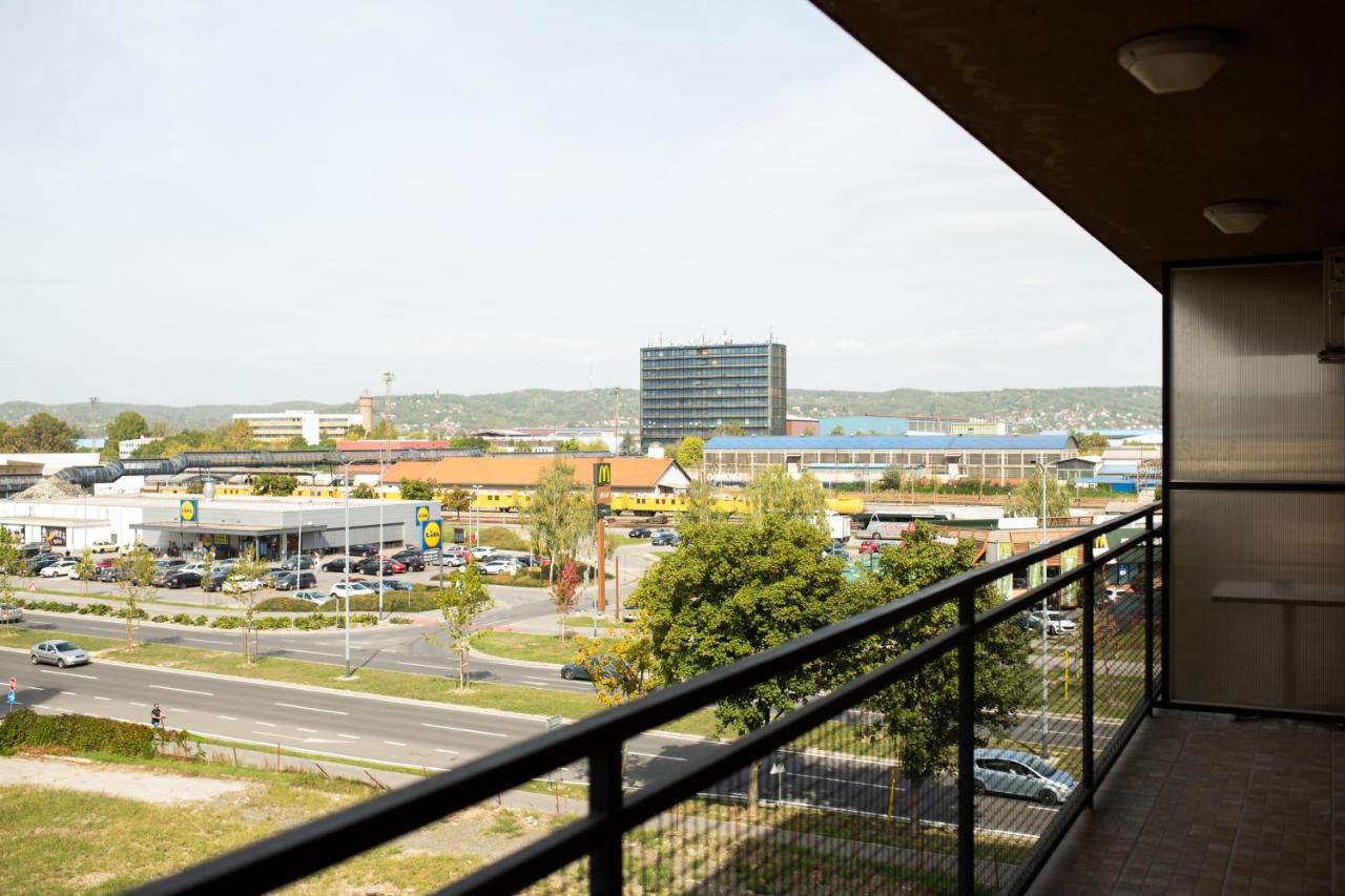 Apartman Martes 斯拉沃尼亚布罗德 外观 照片