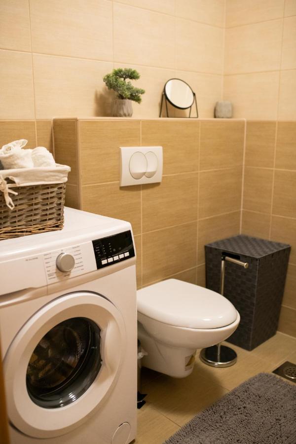 Apartman Martes 斯拉沃尼亚布罗德 外观 照片