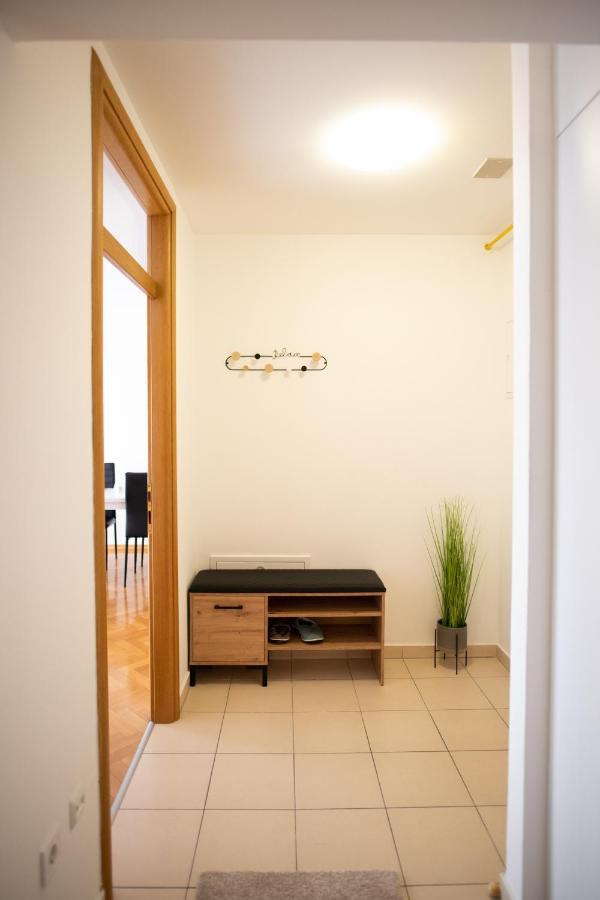 Apartman Martes 斯拉沃尼亚布罗德 外观 照片