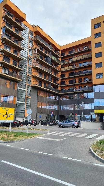 Apartman Martes 斯拉沃尼亚布罗德 外观 照片